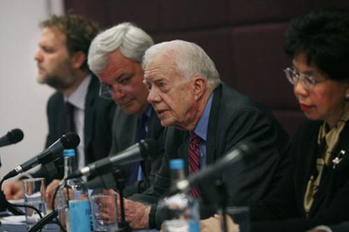 “The U.K. has shown its willingness and staying power to help eradicate this debilitating disease.: I call on other donors to match their efforts,” President Carter said. (Left to Right: Minister O’Brien, President Carter, and Director-General Chan) Photograph courtesy of The Carter Center/ J. Cobb